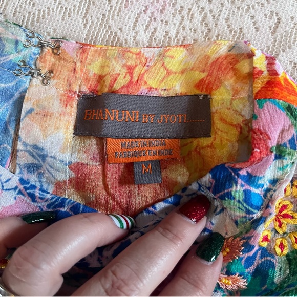 Anthropologie Bhanuni by Joyti embroidered ruffle sleeve beaded top - Picture 4 of 15